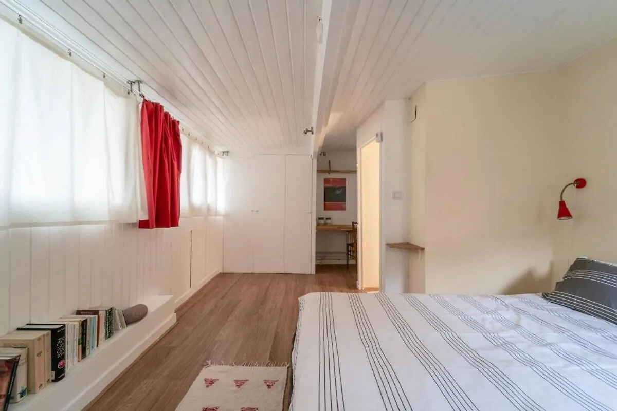 Atypical & Cozy - Heart Of 11Th Arrondissement, Oberkampf Apartment Paris